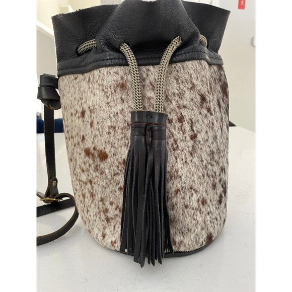 Tote Mariel Bucket Bag Brown & White Cowhide Western  Eleven Thirty in Canada - Picture 5 of 13